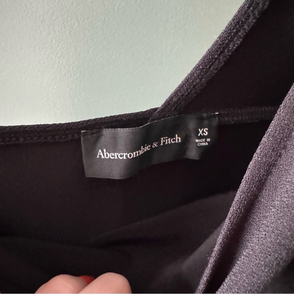 Abercrombie & Fitch Black One-Shoulder Jumpsuit - Picture 6 of 6